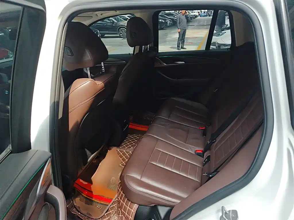 BMW X3 2020 — фото 17