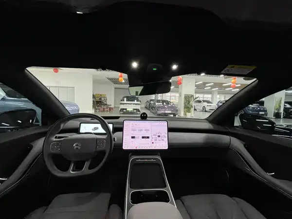 NIO ET5T 2025