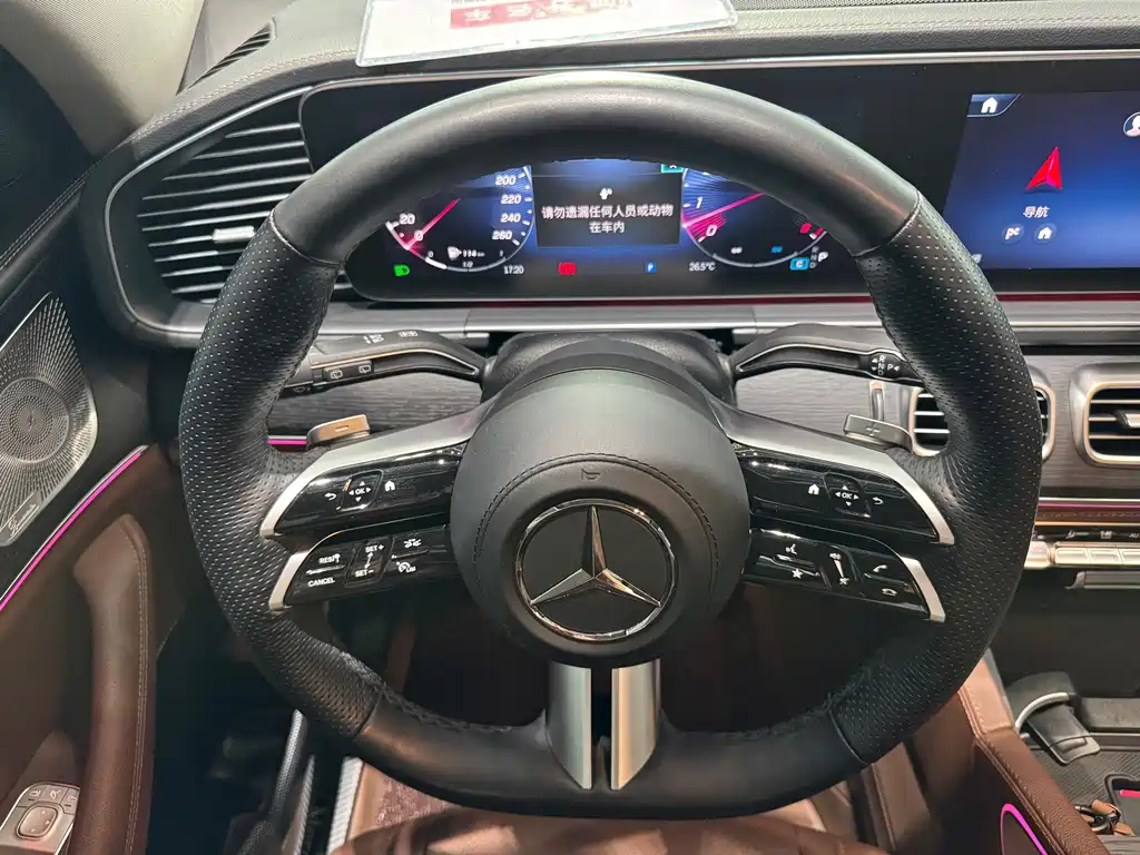 Mercedes-Benz GLS 2025 — фото 12