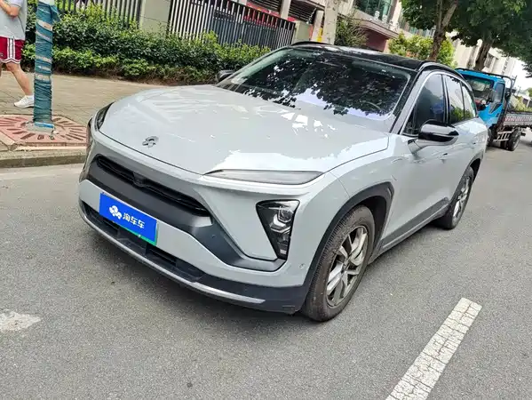 NIO ES6 2021