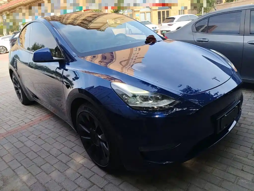 Tesla Model Y 2021