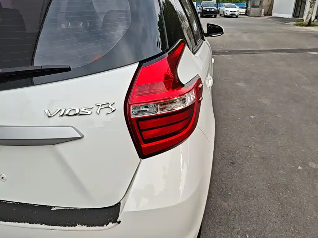 Toyota Vios FS 2020 — фото 8