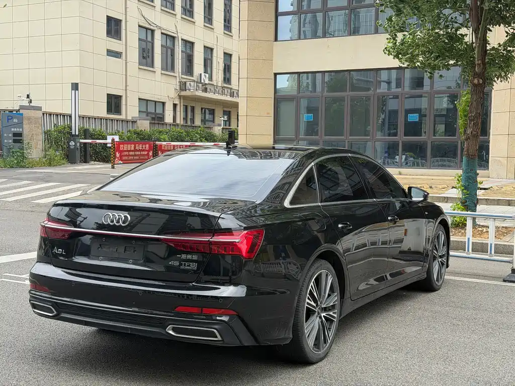 Audi A6L 2022 — фото 14