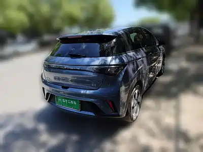 BYD Dolphin 2025