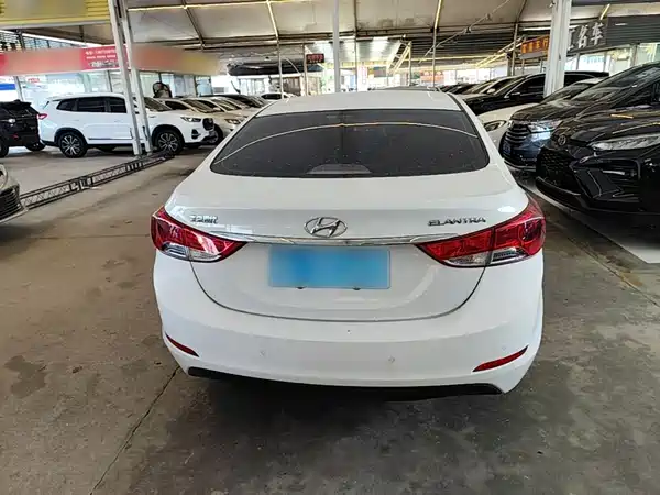 Hyundai Elantra Langdong 2016