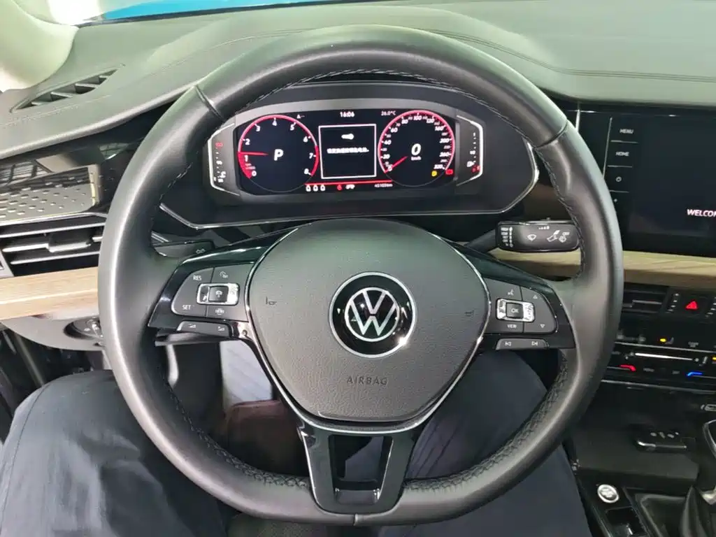 Volkswagen Passat 2021