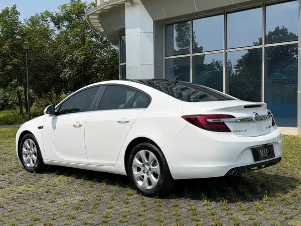 Buick Regal 2014