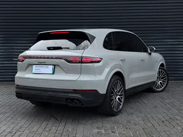 Porsche Cayenne New Energy 2023