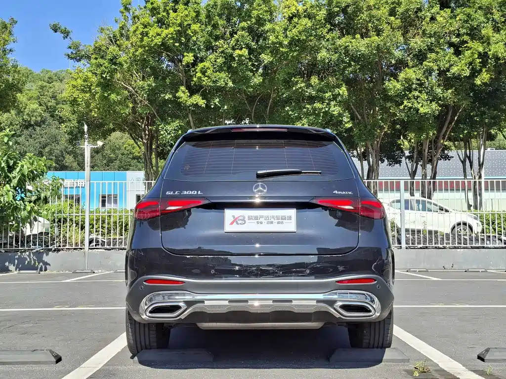 Mercedes-Benz GLC 2025