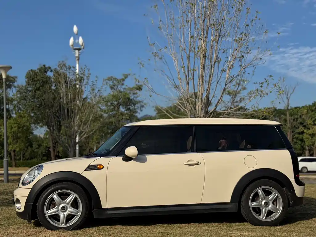 MINI Clubman 2008 — фото 18