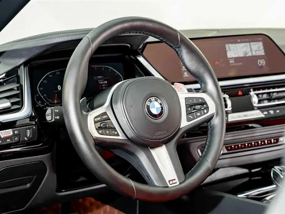 BMW Z4 2022 — фото 17
