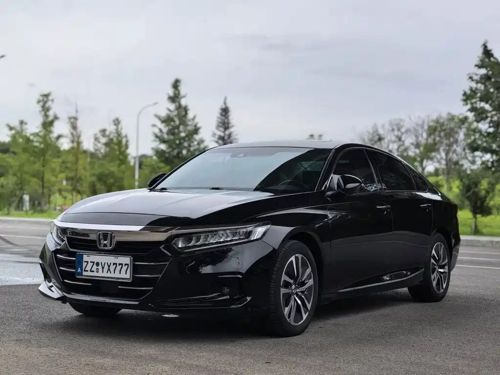 Honda Accord 2023 — фото 1