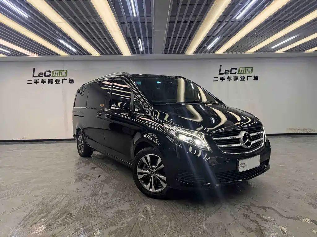 Mercedes-Benz V-Class 2020 — фото 3