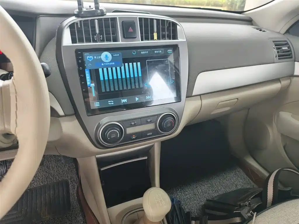Nissan Sylphy 2014 — фото 14