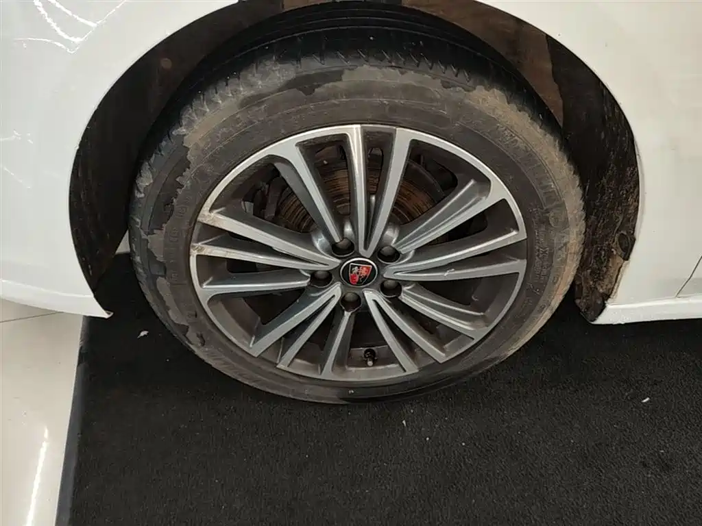 Roewe i6 Classic 2020 — фото 23