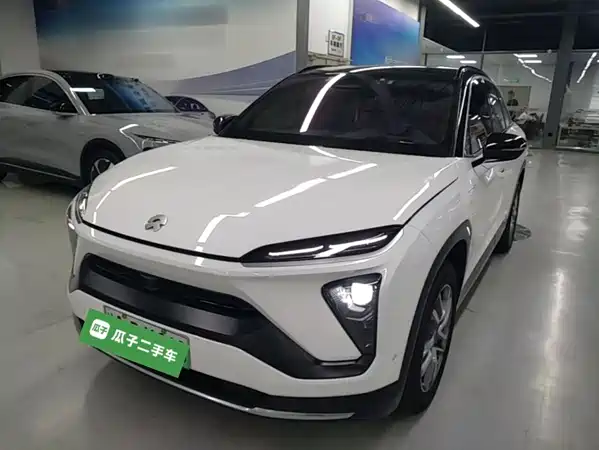 NIO ES6 2020
