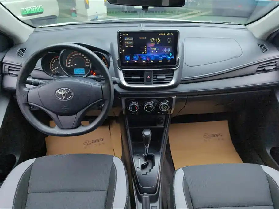 Toyota Yaris L 2021 — фото 11