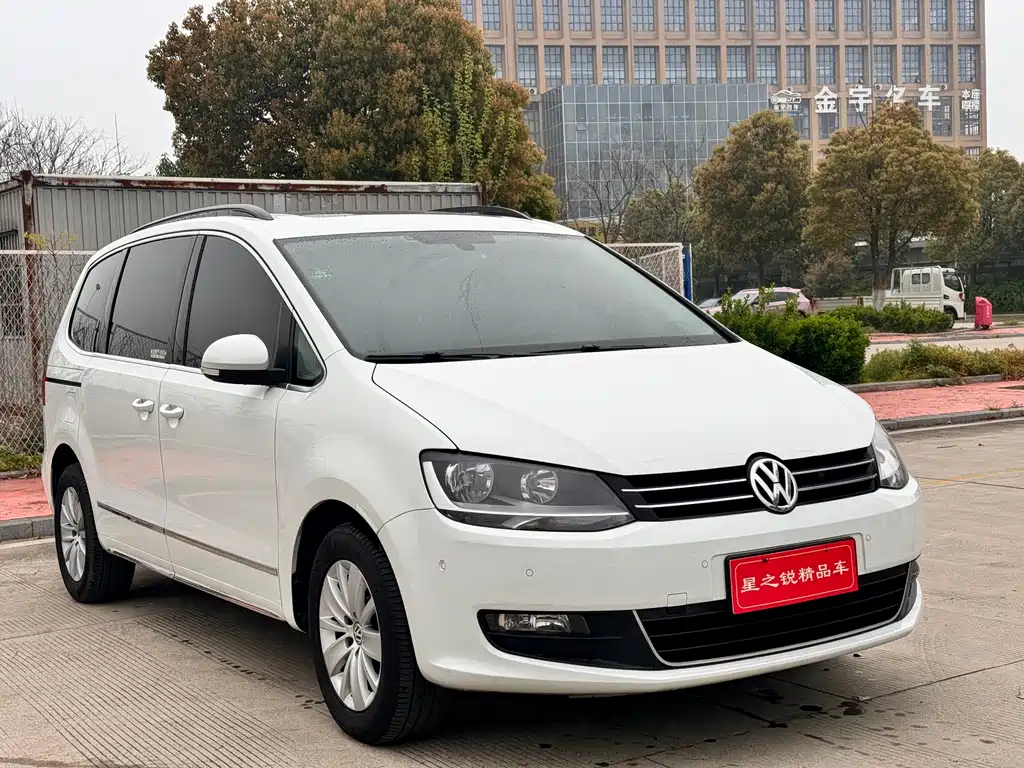 Volkswagen Sharan 2016 — фото 3
