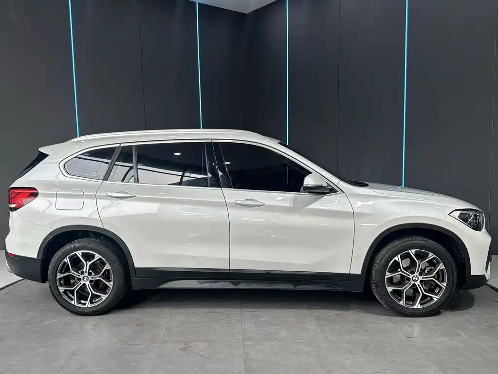 BMW X1 2021