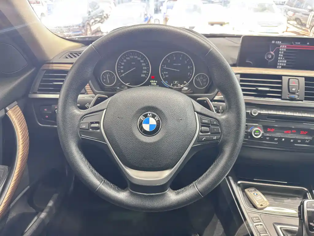 BMW 3 Series 2014 — фото 7