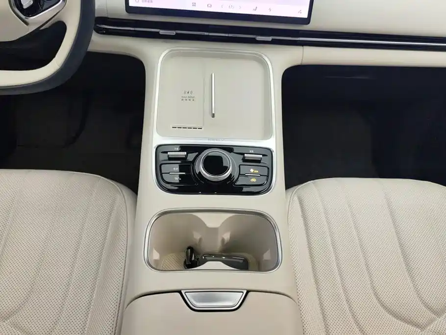 Geely Galaxy Starship 7 2025 — фото 16