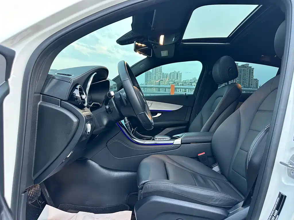 Mercedes-Benz GLC Coupe 2021 — фото 5