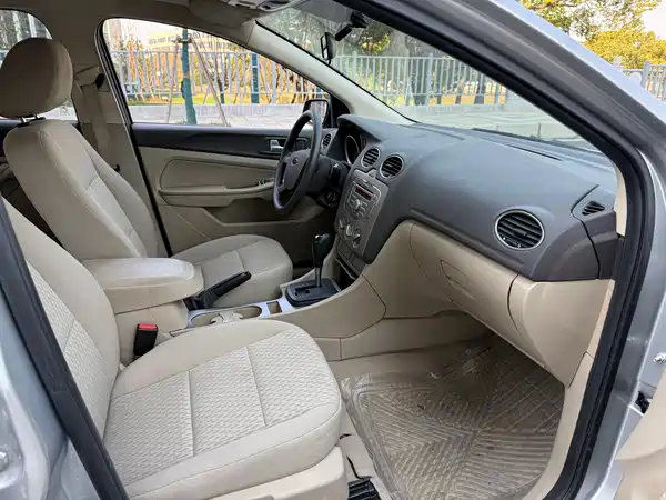 Ford Focus 2010
