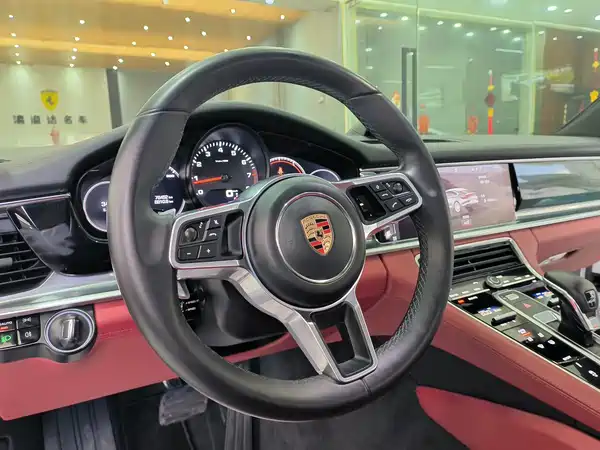 Porsche Panamera 2020