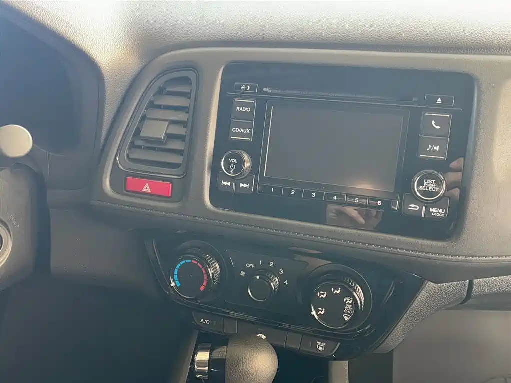 Honda Vezel 2018 — фото 10