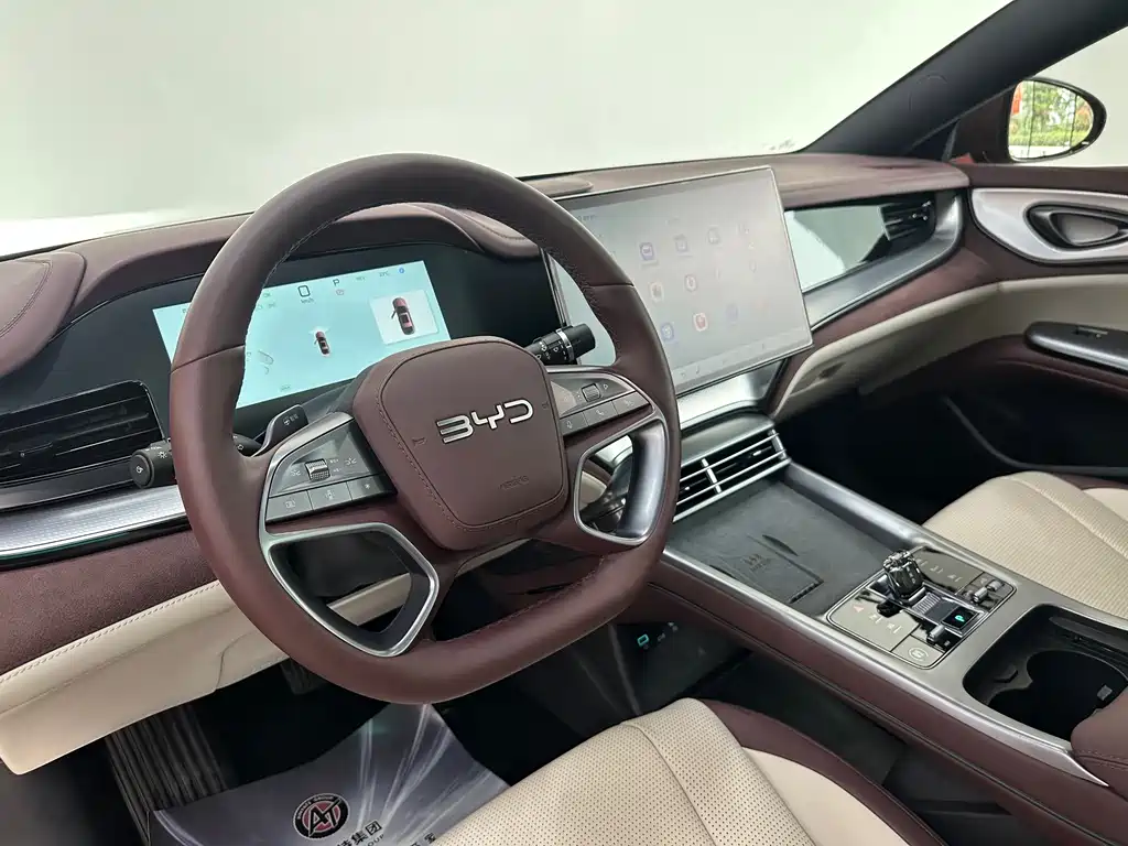 BYD Seal 07 DM-i 2025 — фото 16