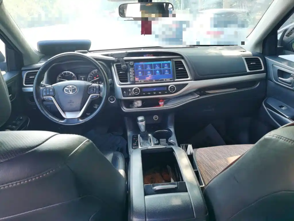 Toyota Highlander 2015 — фото 13