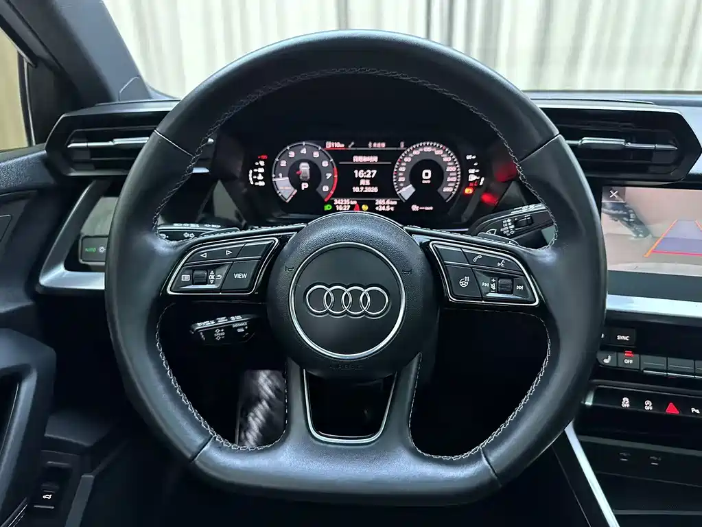 Audi A3 2022 — фото 11