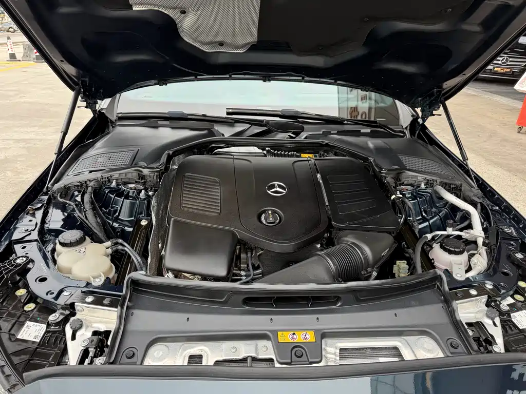 Mercedes-Benz C-Class 2022 — фото 11