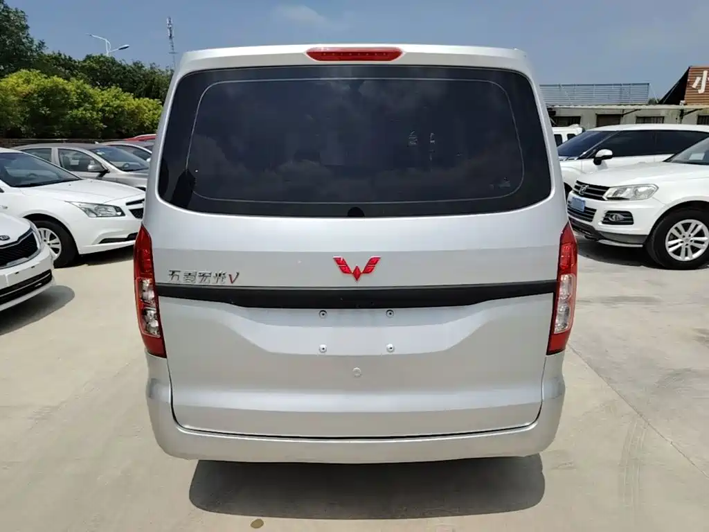 Wuling Hongguang V 2023