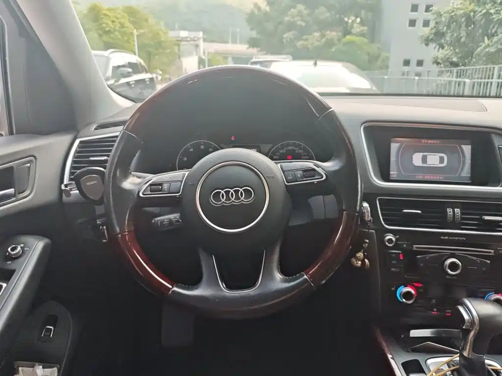 Audi Q5 2014 — фото 11