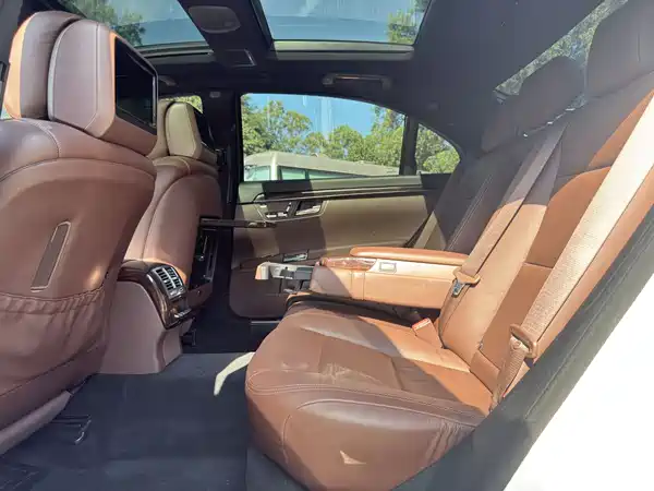 Mercedes-Benz G-Class 2013