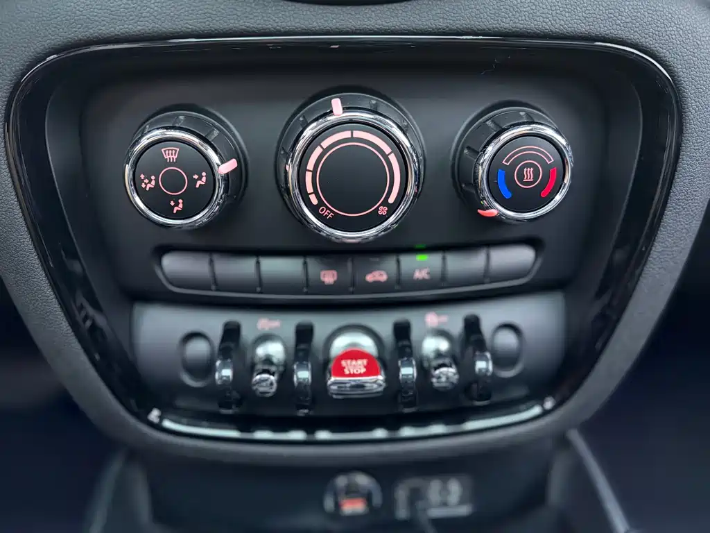 MINI Clubman 2017 — фото 21