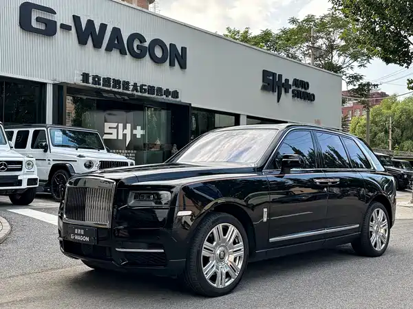 Rolls-Royce Cullinan 2021