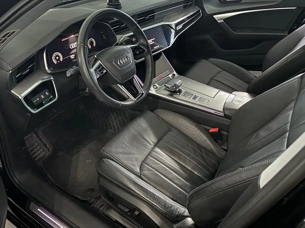Audi A6L 2022