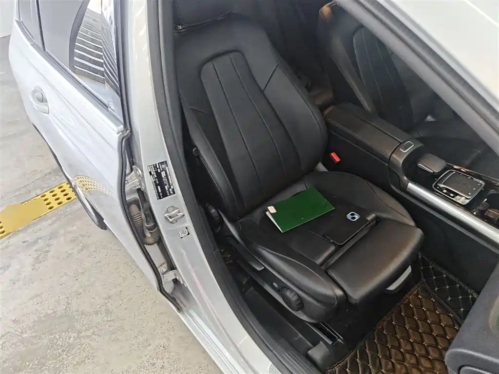 Mercedes-Benz B-Class 2020 — фото 25