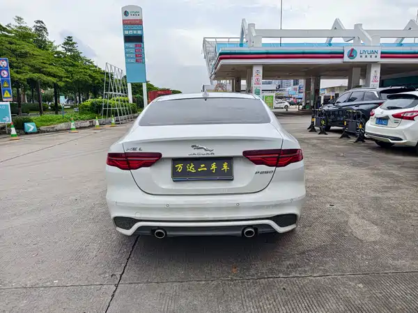 Jaguar XEL 2022
