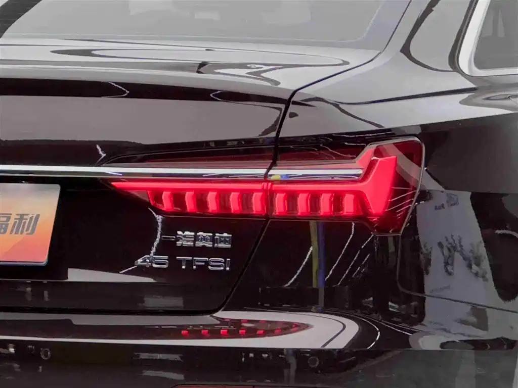 Audi A6L 2019 — фото 18