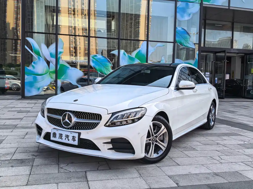 Mercedes-Benz C-Class 2020