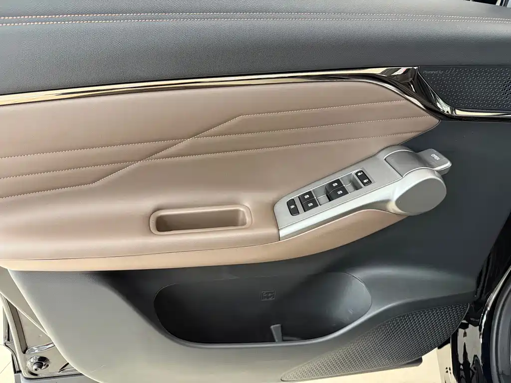 GAC Motor Trumpchi GS4 2025 — фото 10