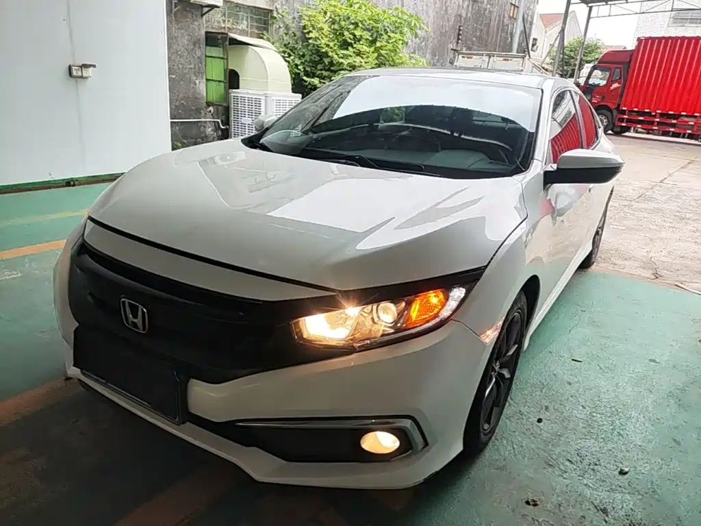 Honda Civic 2019 — фото 2
