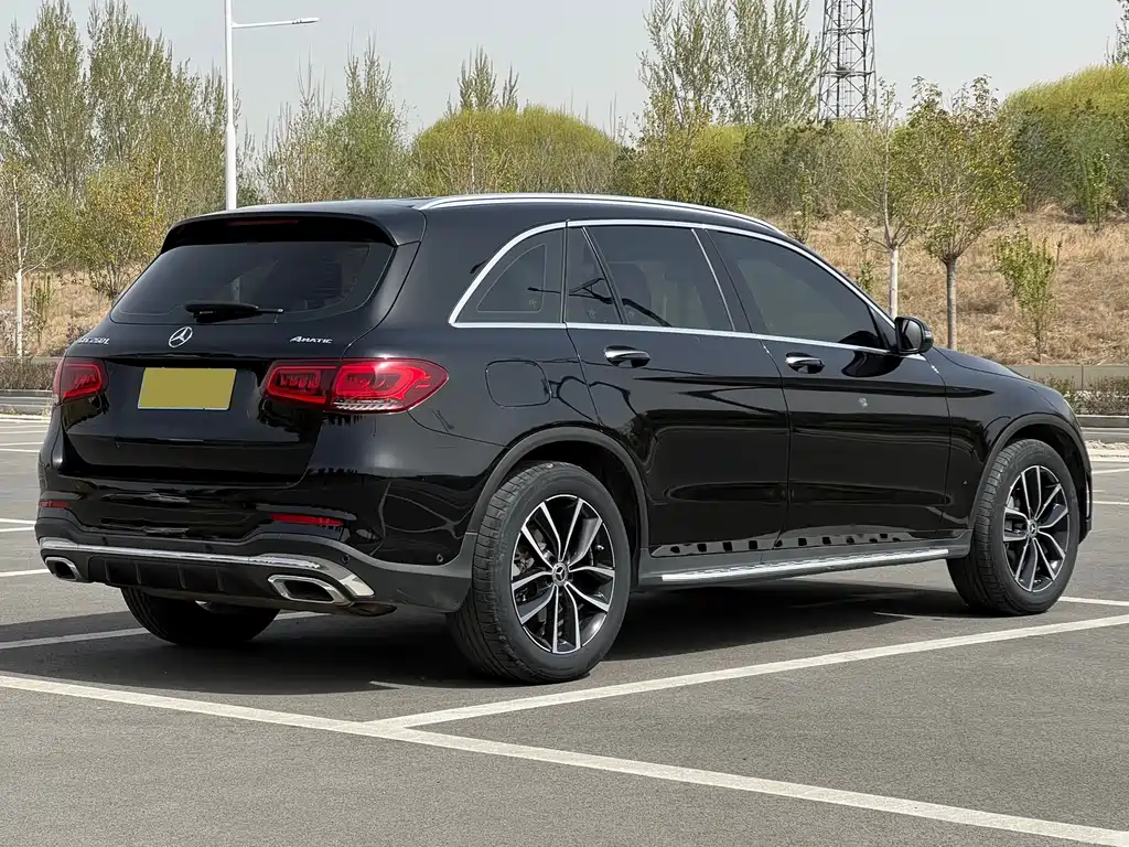 Mercedes-Benz GLC 2021 — фото 15