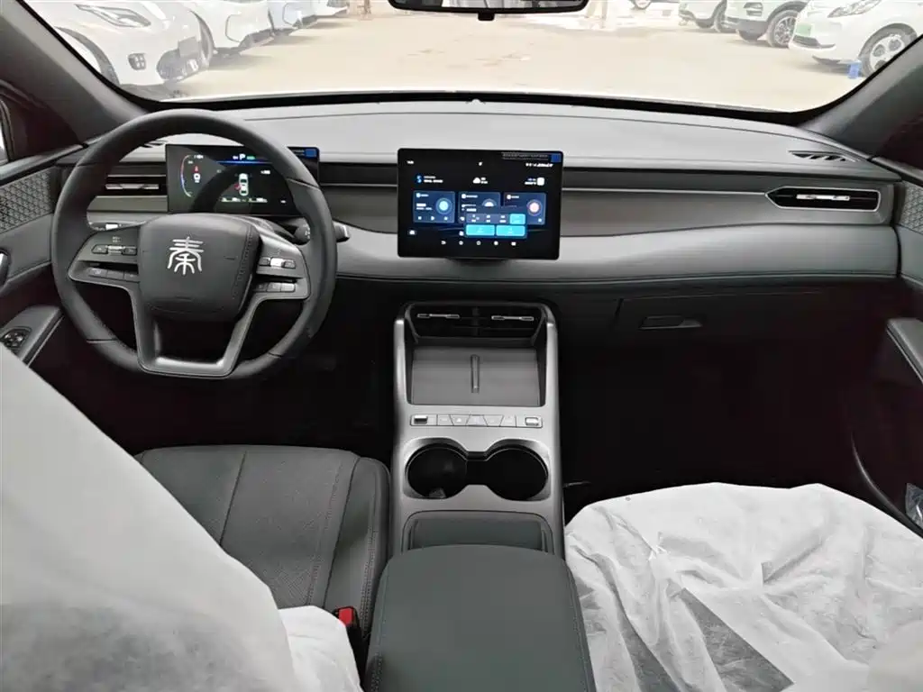 BYD Qin PLUS 2026 — фото 10