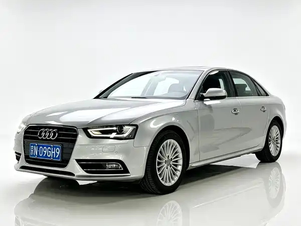Audi A4L 2015