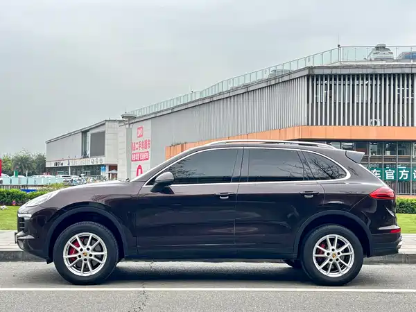 Porsche Cayenne 2015