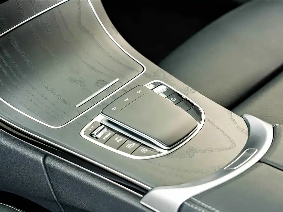 Mercedes-Benz C-Class 2020 — фото 11